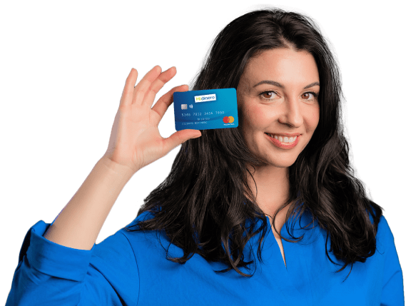 mujer sosteniendo tarjeta Midinero